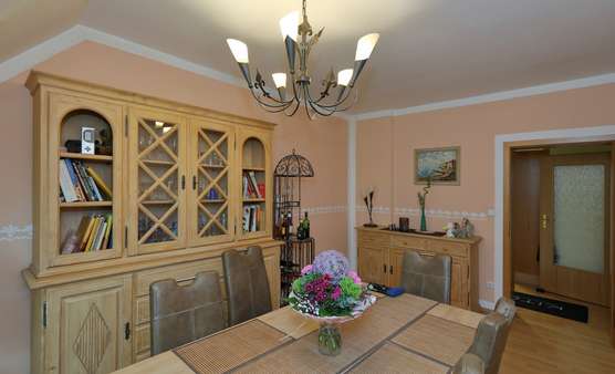 Ess-/ Kinderzimmer - Maisonette-Wohnung in 45147 Essen mit 121m² kaufen