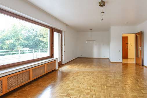 ...Essbereich - Etagenwohnung in 45259 Essen, Heisingen mit 109m² kaufen