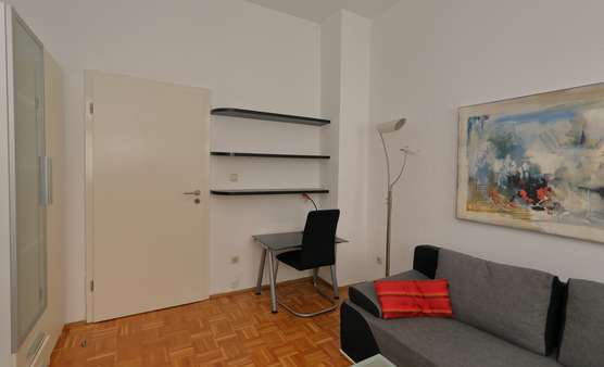 Wohn-/Schlafbereich - Erdgeschosswohnung in 45130 Essen mit 32m² kaufen