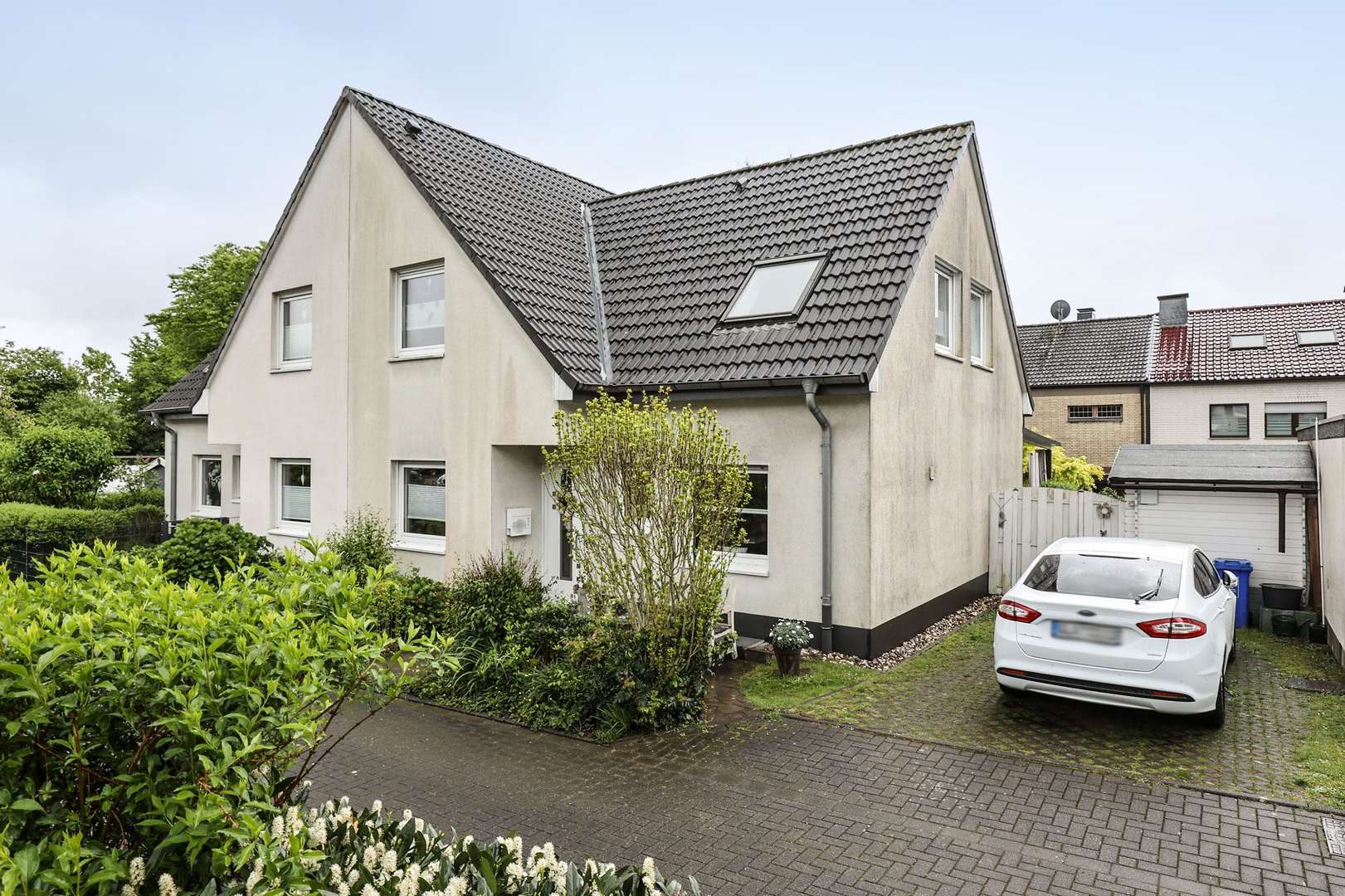 Straßenansicht - Doppelhaushälfte in 45968 Gladbeck mit 143m² kaufen