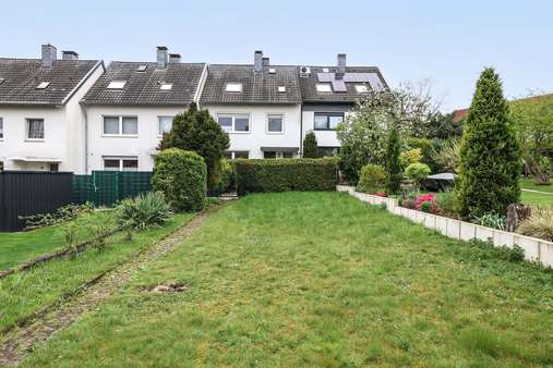 Garten Garten - Reihenmittelhaus in 45279 Essen, Freisenbruch mit 99m² kaufen