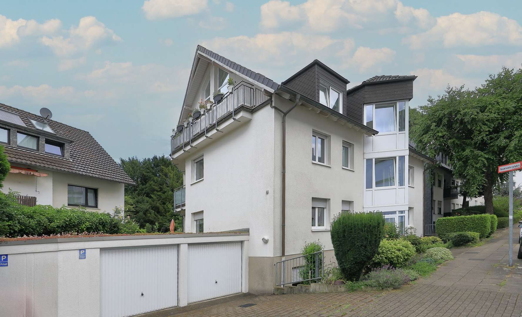 Straßenansicht Straßenansicht - Etagenwohnung in 45147 Essen mit 61m² kaufen