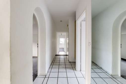 Diele Diele - Dachgeschosswohnung in 45468 Mülheim mit 110m² kaufen