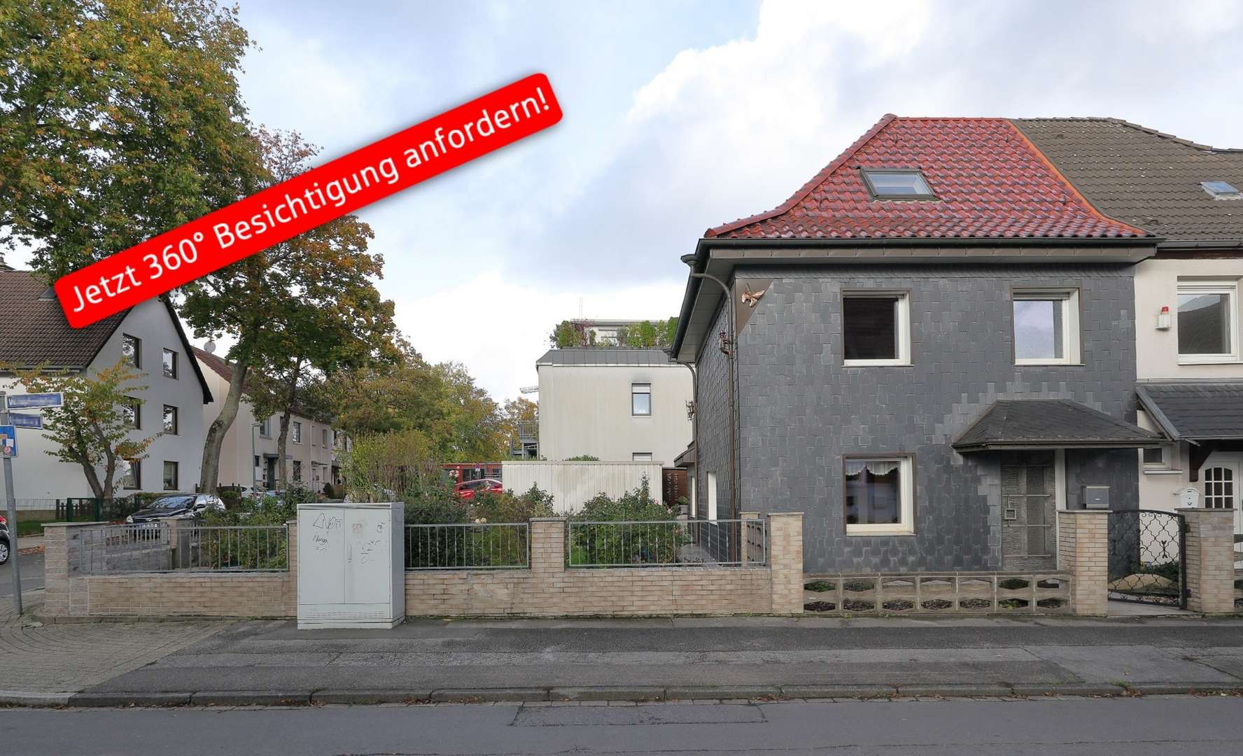 Straßenansicht - Doppelhaushälfte in 45326 Essen mit 100m² günstig kaufen