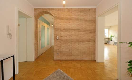 Eingangsbereich - Etagenwohnung in 45478 Mülheim mit 118m² kaufen