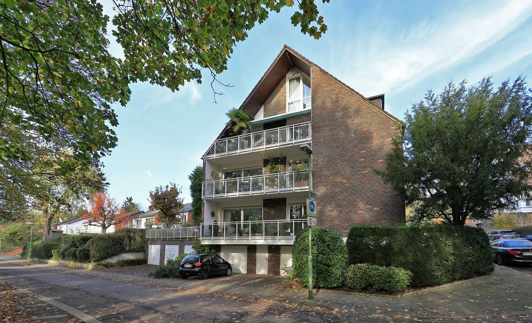 Giebelansicht - Maisonette-Wohnung in 45138 Essen mit 142m² kaufen