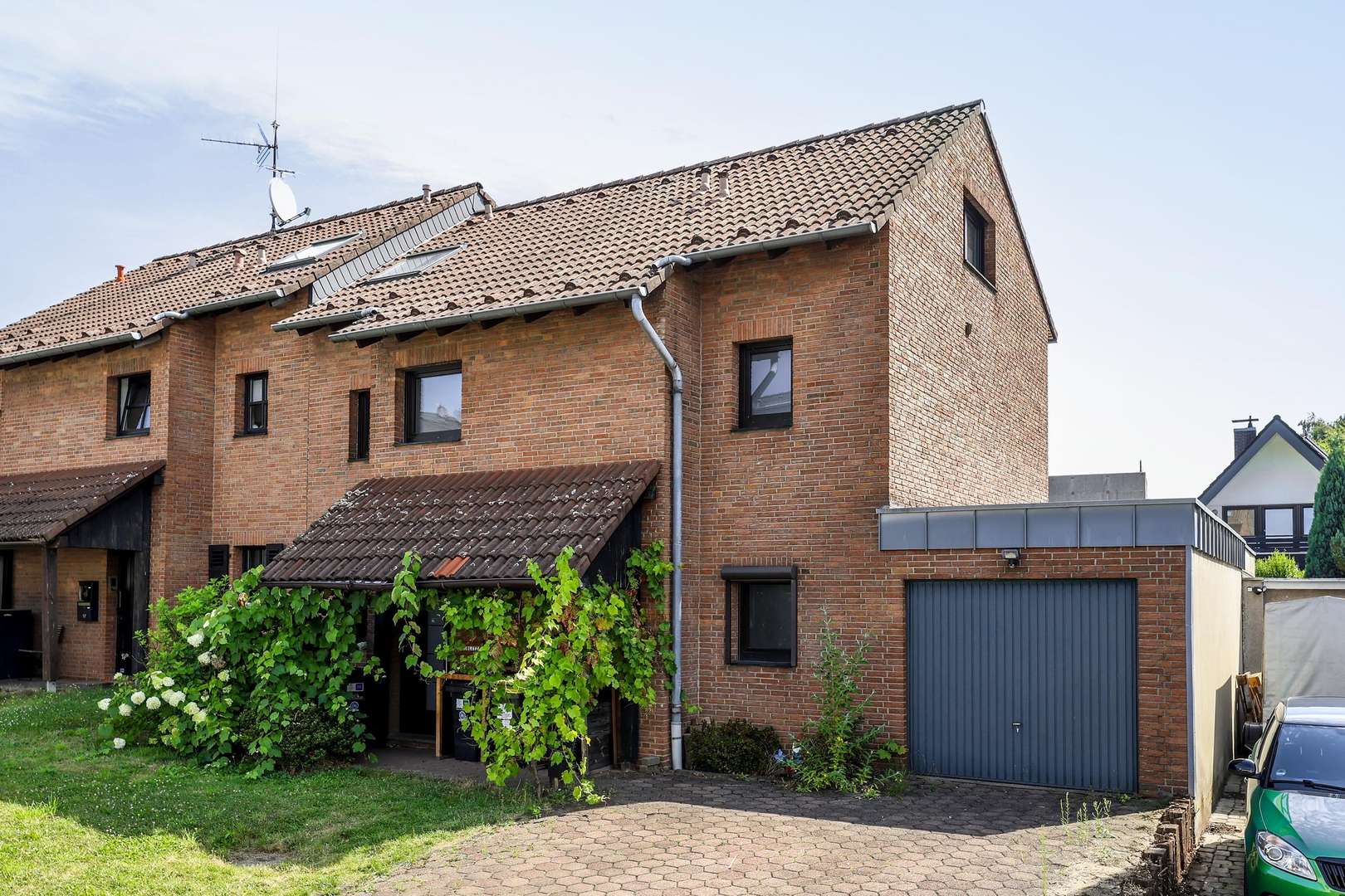 Straßenansicht Straßenansicht - Doppelhaushälfte in 45473 Mülheim mit 194m² kaufen