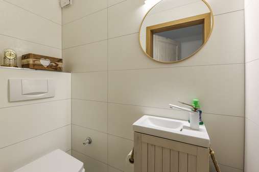 Gäste-WC im EG Gäste-WC im EG - Doppelhaushälfte in 45473 Mülheim mit 194m² kaufen