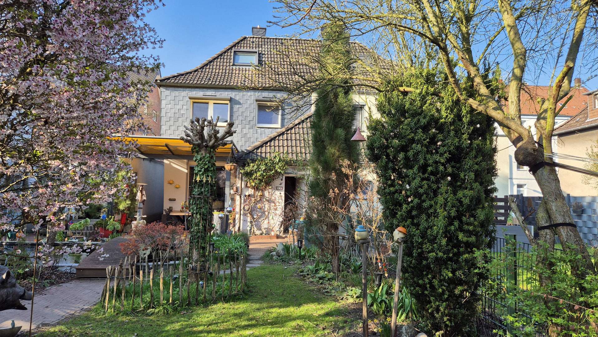 Garten Garten - Doppelhaushälfte in 44793 Bochum mit 78m² kaufen