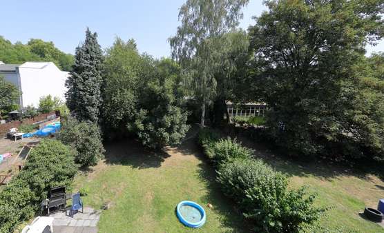 Gemeinschaftsgarten - Dachgeschosswohnung in 45307 Essen mit 50m² als Kapitalanlage kaufen