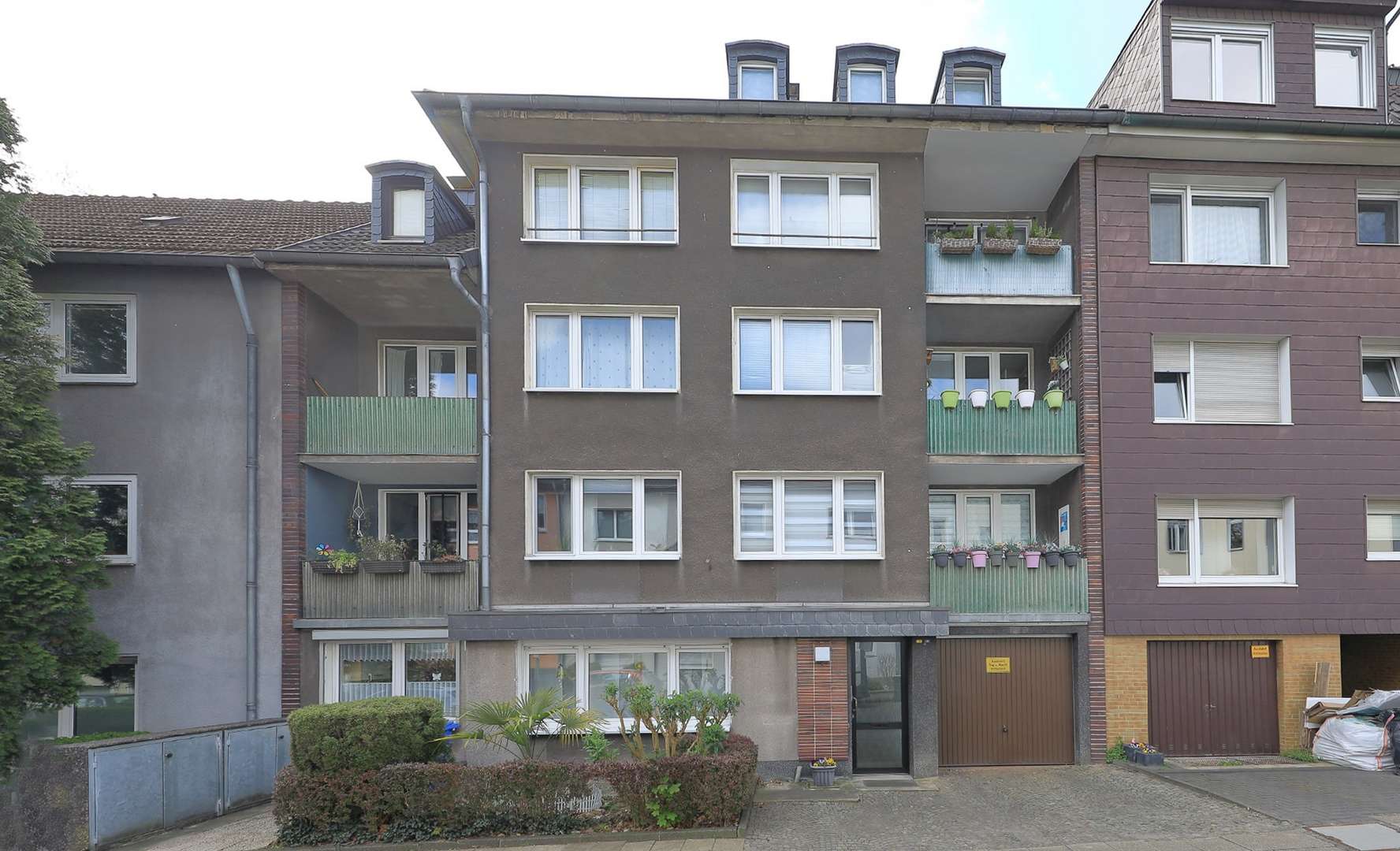 Straßenansicht - Mehrfamilienhaus in 45138 Essen mit 444m² als Kapitalanlage kaufen