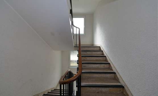 Treppenhaus - Mehrfamilienhaus in 45138 Essen mit 444m² als Kapitalanlage kaufen