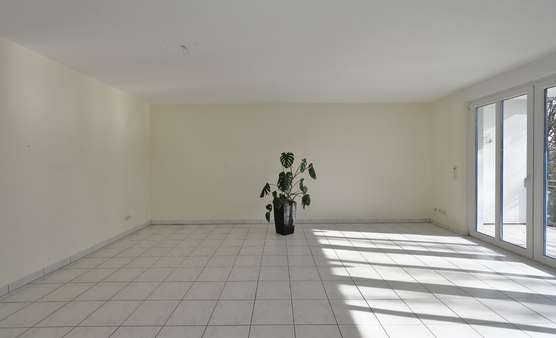 Wohn- / Essbereich - Erdgeschosswohnung in 45136 Essen mit 94m² kaufen
