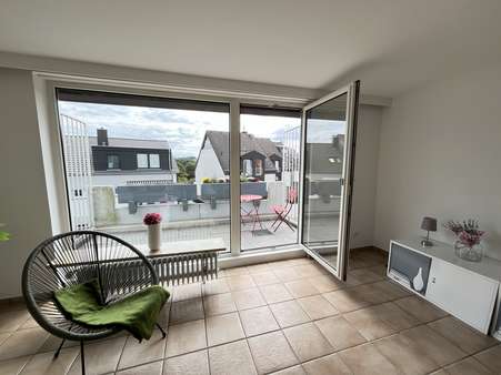 Balkon Balkon - Dachgeschosswohnung in 45289 Essen, Burgaltendorf mit 106m² kaufen