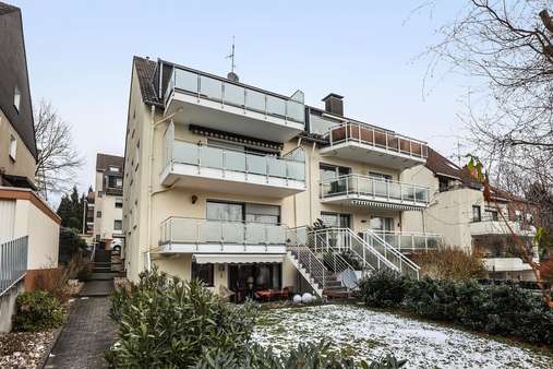 Rückansicht - Souterrain-Wohnung in 45359 Essen mit 83m² kaufen