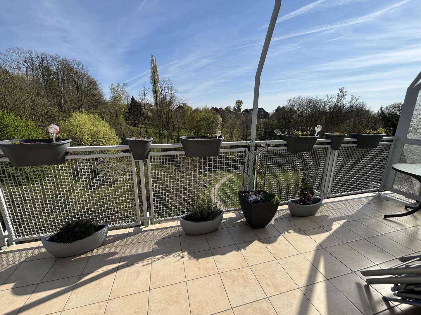 Balkon mit Weitblick - Dachgeschosswohnung in 45473 Mülheim mit 83m² kaufen