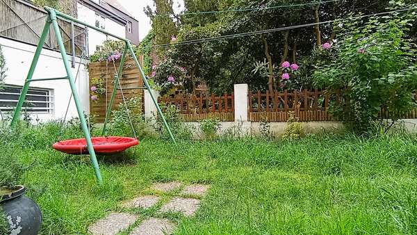 Garten - Mehrfamilienhaus in 45468 Mülheim mit 325m² kaufen