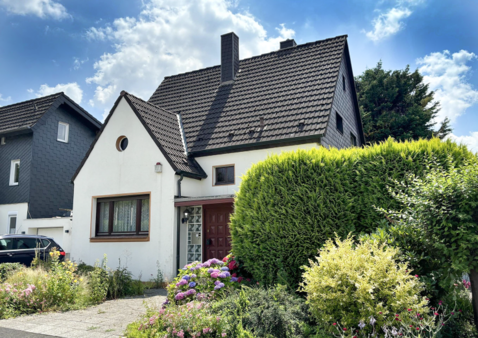 Haus seitlich - Einfamilienhaus in 45470 Mülheim mit 119m² kaufen