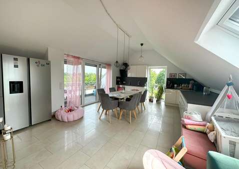 Wohnen Essen - Dachgeschosswohnung in 45475 Mülheim mit 83m² mieten