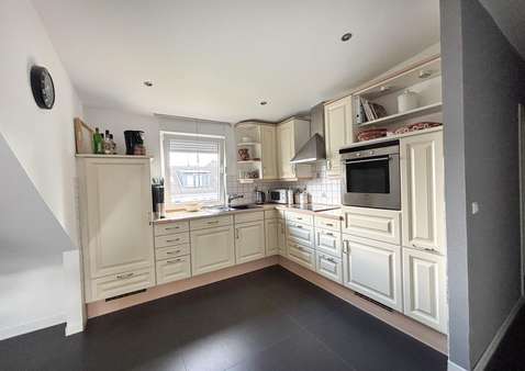 Küche Küche - Dachgeschosswohnung in 45476 Mülheim mit 105m² kaufen