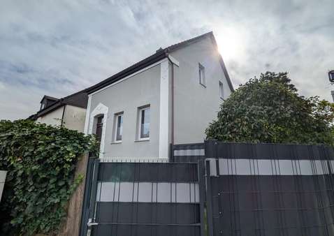 Hausansicht II Hausansicht II - Einfamilienhaus in 45475 Mülheim mit 113m² kaufen