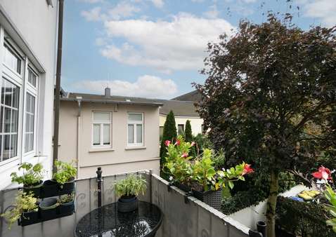 Ausblick Balkon - Etagenwohnung in 45479 Mülheim mit 72m² kaufen