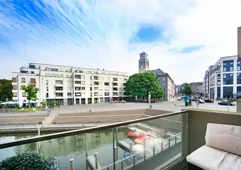 Hausgroße, moderne Eigentumswohnung auf einer Ebene mit Ruhrblick! 