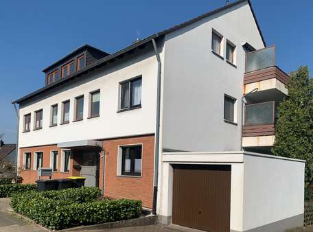Hausansicht II - Dachgeschosswohnung in 45478 Mülheim mit 82m² als Kapitalanlage kaufen