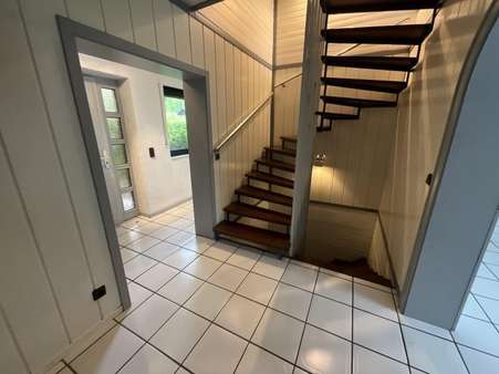 Flur Flur - Reihenmittelhaus in 46049 Oberhausen mit 134m² kaufen