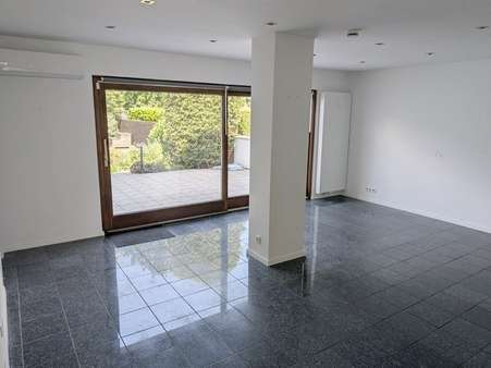 Wohnzimmer 1 Wohnzimmer 1 - Mehrfamilienhaus in 46045 Oberhausen mit 236m² kaufen