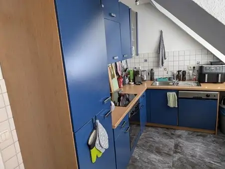 Attraktive, helle Dachgeschosswohnung in Oberhausen - Alstaden