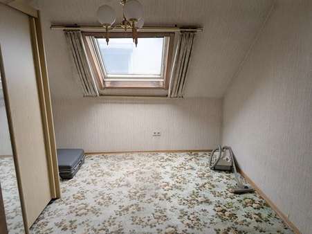 Zimmer - Doppelhaushälfte in 46047 Oberhausen mit 90m² kaufen