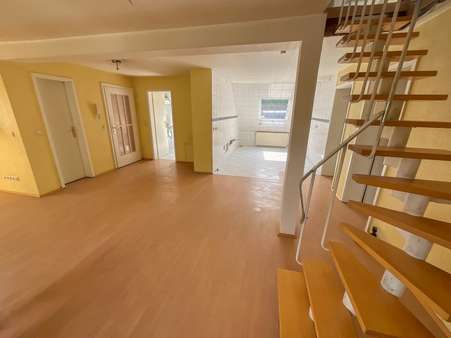 Wohnraum - Dachgeschosswohnung in 46047 Oberhausen mit 83m² kaufen