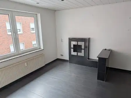 Chice Maisonette-Wohnung mit Loggia, Terrasse und Riesengarage in Oberhausen-Stadtmitte