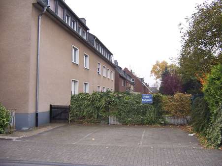 Parkplätze - Mehrfamilienhaus in 50769 Köln mit 338m² kaufen