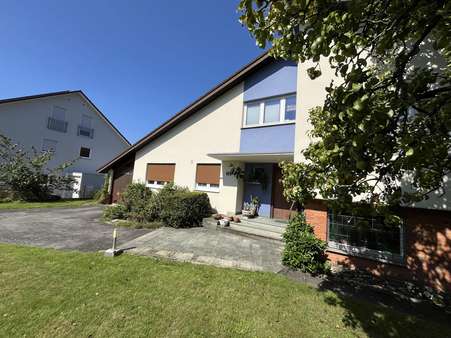 Außenansicht Außenansicht - Einfamilienhaus in 51375 Leverkusen mit 186m² kaufen