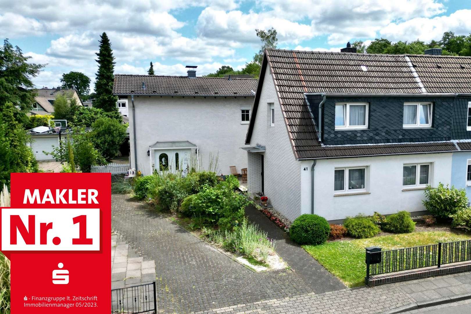 Vorderansicht Vorderansicht - Zweifamilienhaus in 51375 Leverkusen mit 244m² kaufen