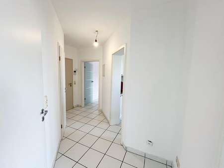 Eingangsbereich - Maisonette-Wohnung in 51371 Leverkusen mit 92m² kaufen