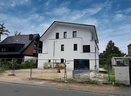 Außenansicht - Erdgeschosswohnung in 51109 Köln mit 92m² kaufen