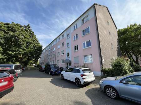 Außenansicht Außenansicht - Etagenwohnung in 51371 Leverkusen mit 78m² kaufen