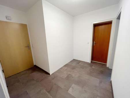 Eingangsbereich - Etagenwohnung in 51371 Leverkusen mit 66m² günstig kaufen