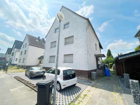 Frontansicht - Etagenwohnung in 51373 Leverkusen mit 96m² kaufen