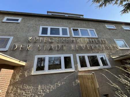 Außenansicht - Reihenmittelhaus in 51373 Leverkusen mit 109m² kaufen
