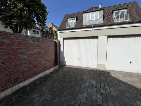 Garage Garage - Reiheneckhaus in 40593 Düsseldorf mit 163m² kaufen