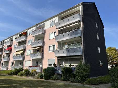 Außenansicht - Etagenwohnung in 51371 Leverkusen mit 78m² kaufen
