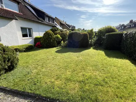 Mit tollem Blick ins Grüne