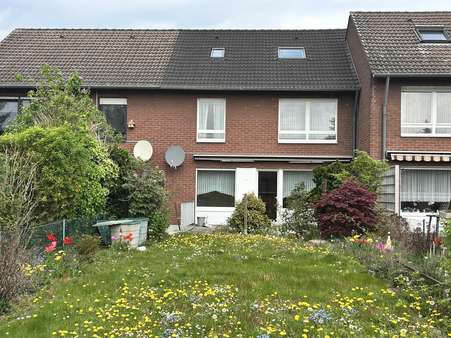 Rückansicht - Reihenmittelhaus in 40789 Monheim mit 120m² kaufen