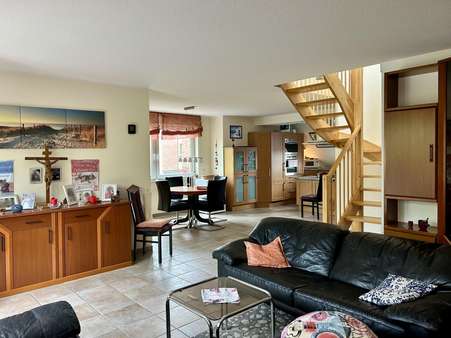 Wohn-/ Esszimmer - Maisonette-Wohnung in 40764 Langenfeld mit 98m² kaufen