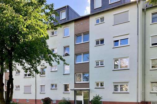 Front - Dachgeschosswohnung in 40789 Monheim mit 99m² kaufen