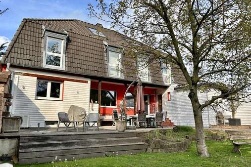 Rückansicht - Haus in 40764 Langenfeld mit 193m² kaufen